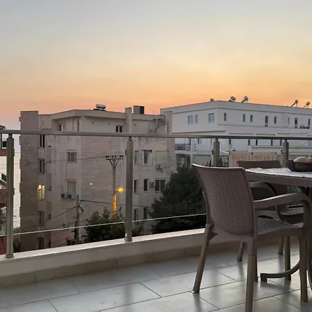 Orges - Top-lage In Mit Balkon Und Meerblick Apartment