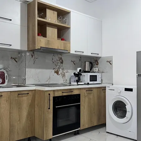 Orges - Top-lage In Mit Balkon Und Meerblick