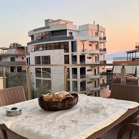 Orges - Top-lage In Mit Balkon Und Meerblick