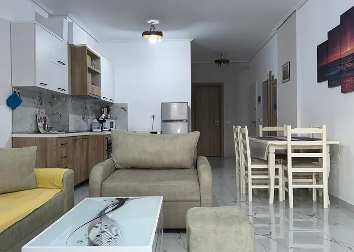 Orges - Top-lage In Mit Balkon Und Meerblick * Saranda