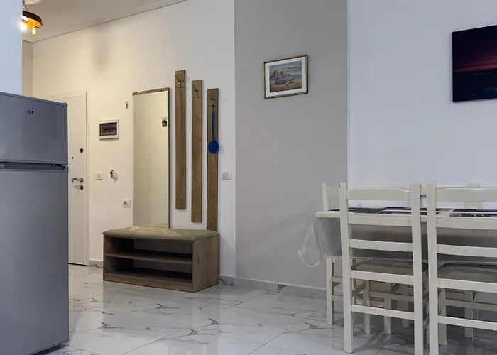 Orges - Top-lage In Mit Balkon Und Meerblick